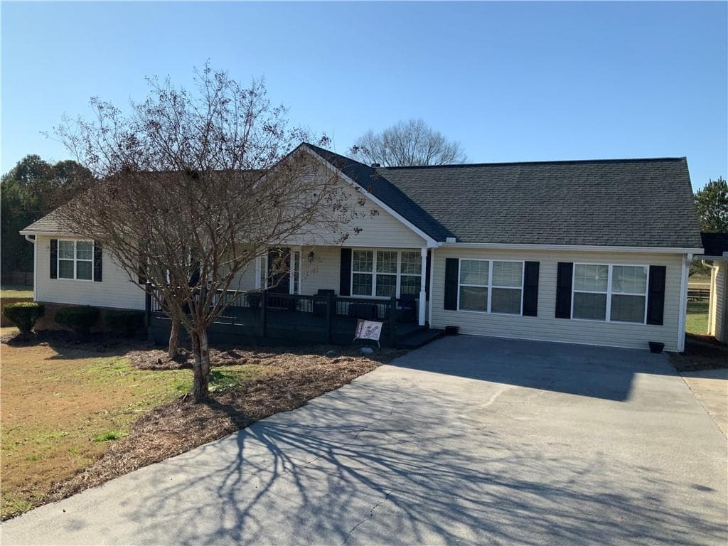 101 Walnut Hill Drive, Calhoun, GA 30701 — most recent listing photo