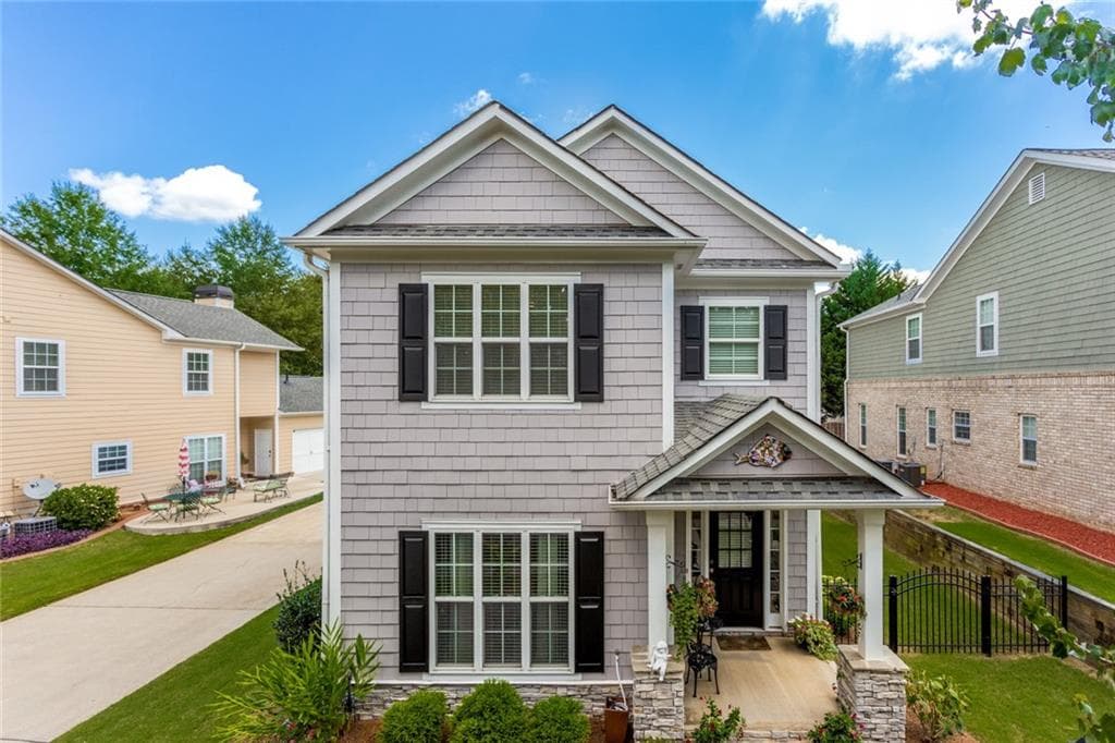 3 bedroom, 3 bathroom, 2,000 sq ft single family residence sold at 3750 Lake Pass Lane, Suwanee, GA 30024