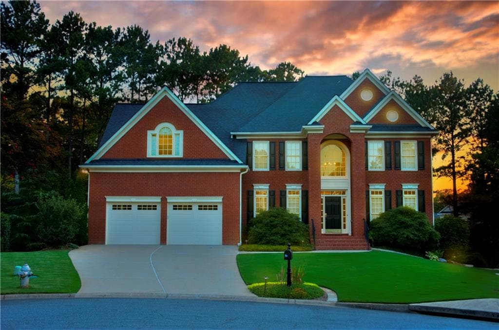 5 bedroom, 5 bathroom, 4,166 sq ft single family residence sold at 4584 Rutherford Drive, Marietta, GA 30062 — photo 1 of 1