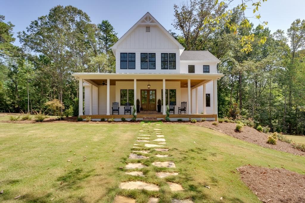 3735 Lakeside Circle, Cumming, GA 30041 — most recent listing photo