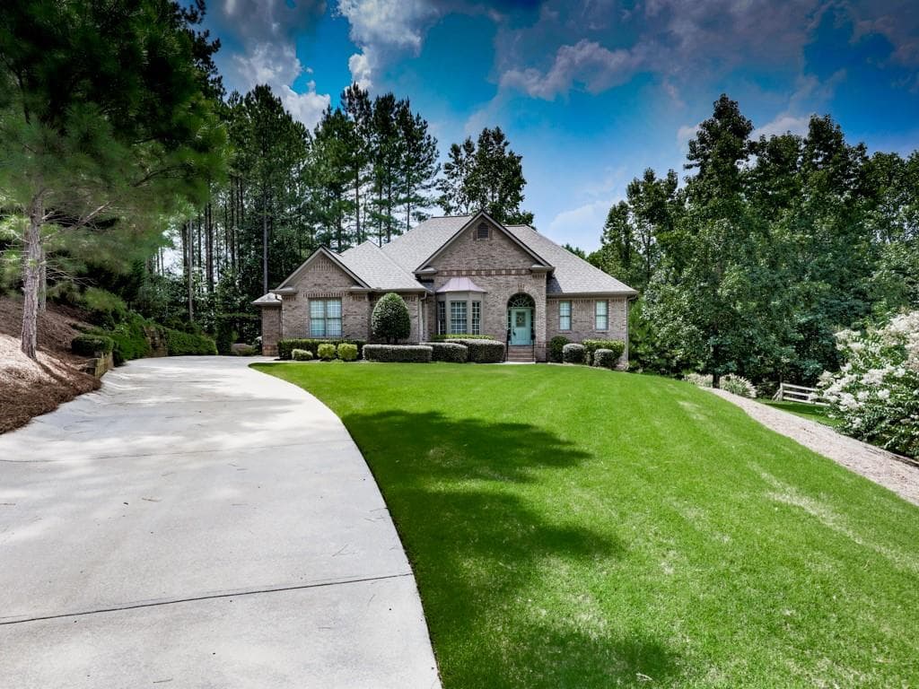 205 Gordon Circle, Canton, GA 30115 — most recent listing photo