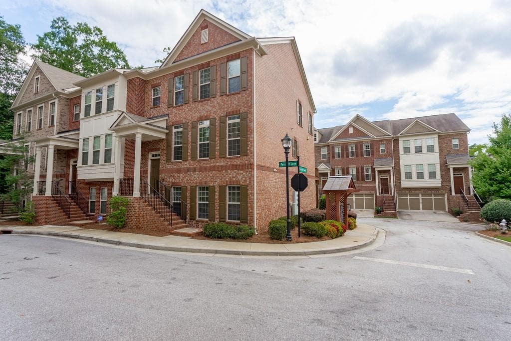 3300 Ferncliff Lane, Atlanta, GA 30324 — most recent listing photo