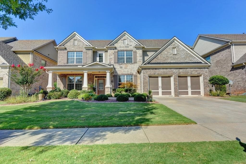 5 bedroom, 4 bathroom, 3,734 sq ft single family residence sold at 3097 WILLOW LEAF Drive, Suwanee, GA 30024