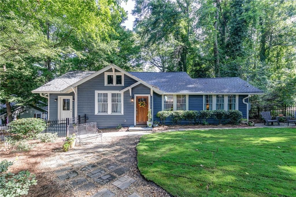 3 bedroom, 2 bathroom, 1,762 sq ft single family residence sold at 120 Terrace Drive, Atlanta, GA 30305