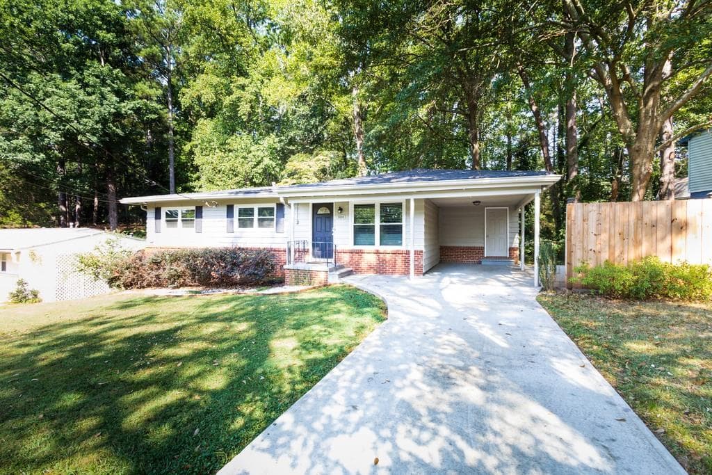 3 bedroom, 1 bathroom, 1,035 sq ft single family residence sold at 3038 Flamingo Drive, Decatur, GA 30033