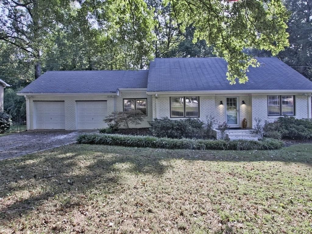 3284 Clearview Drive, Marietta, GA 30060 — most recent listing photo