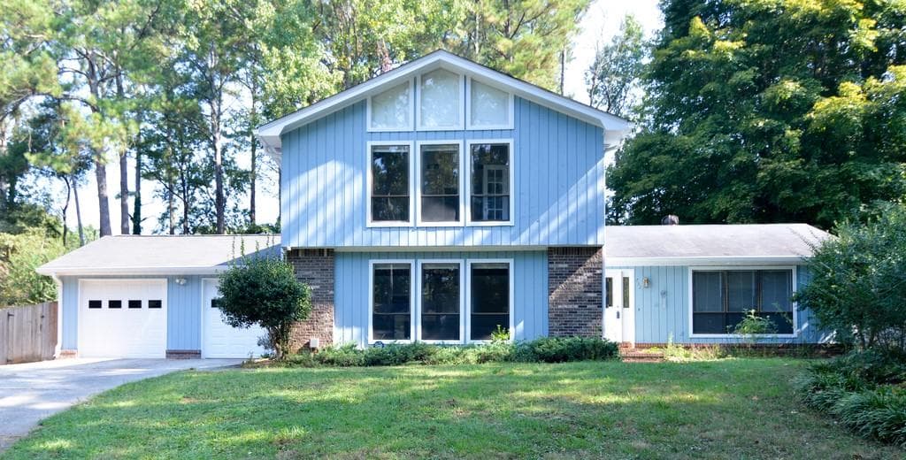 4 bedroom, 3 bathroom, 2,473 sq ft single family residence sold at 732 ROXBORO Trace, Lawrenceville, GA 30044