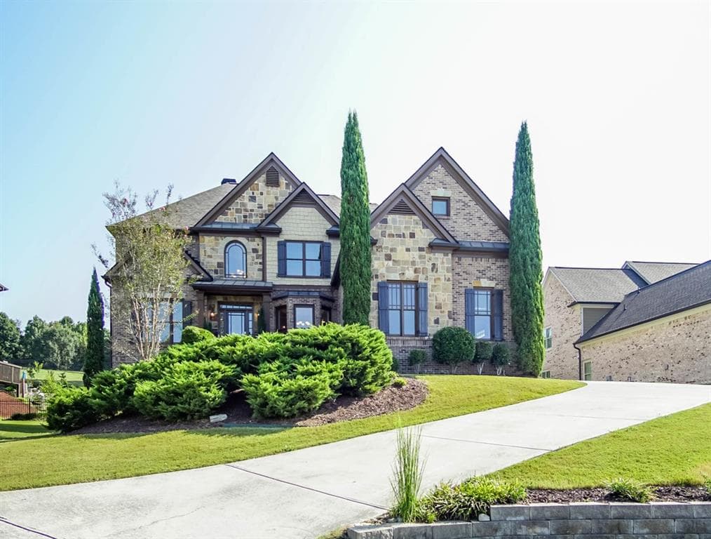 4611 Cardinal Ridge Way, Flowery Branch, GA 30542 — most recent listing photo