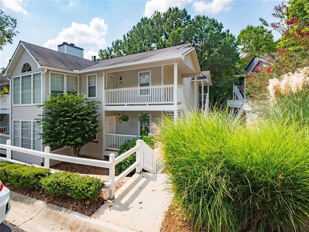 1307 Gettysburg Place, Sandy Springs, GA 30350 — most recent listing photo