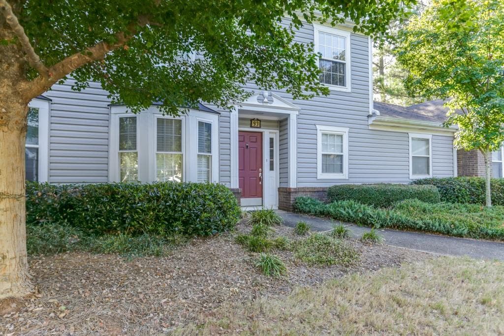 3 bedroom, 3 bathroom, 2,340 sq ft condominium sold at 93 Sutton Place, Avondale Estates, GA 30002