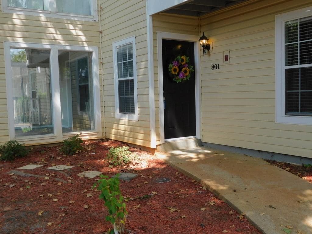 801 Augusta Drive, Marietta, GA 30067 — most recent listing photo