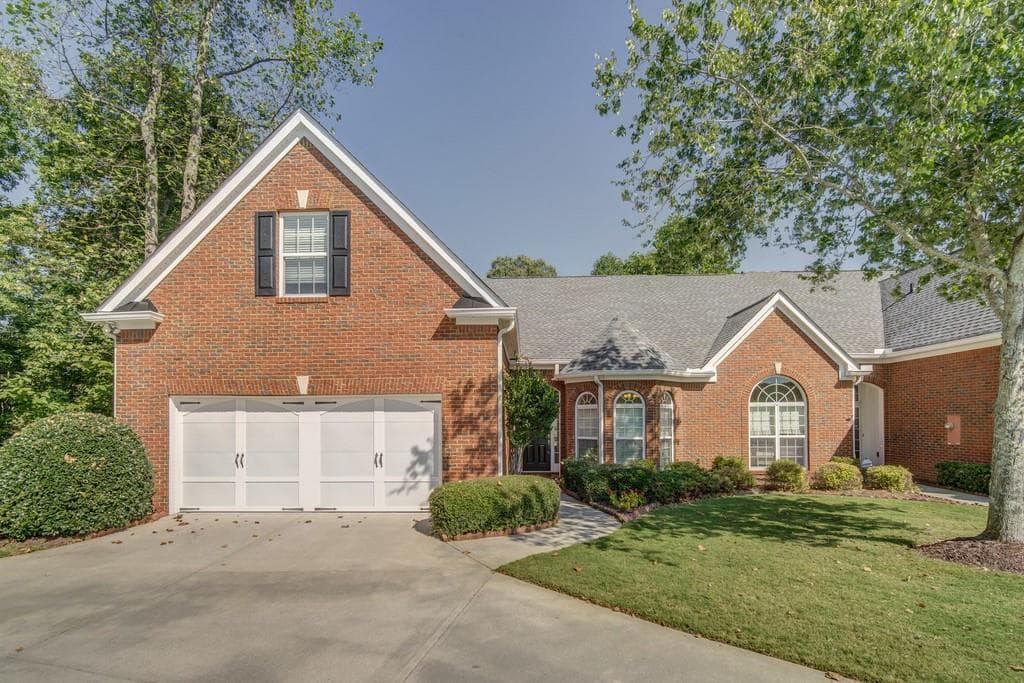 5425 Villa Springs Court, Suwanee, GA 30024 — most recent listing photo