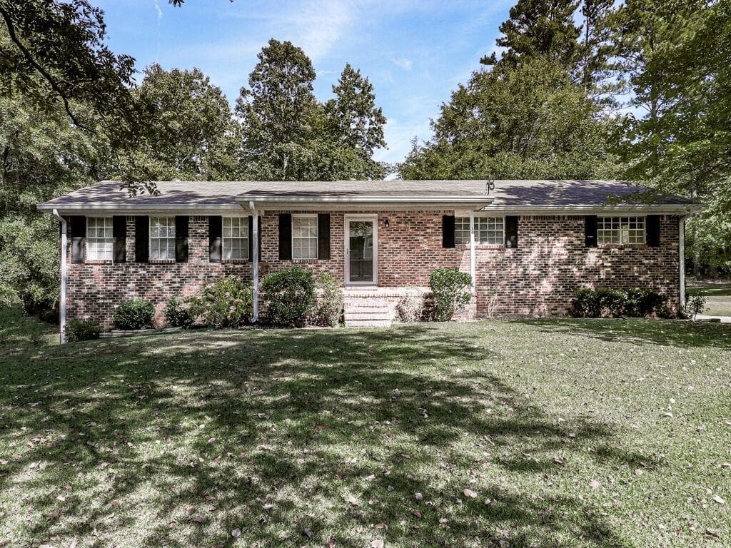 1039 Washington Avenue, Woodstock, GA 30188 — most recent listing photo