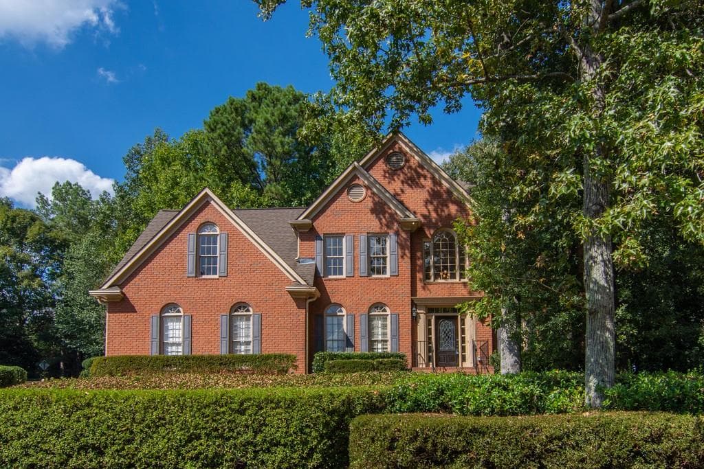 3346 Trails End Road, Roswell, GA 30075 — most recent listing photo