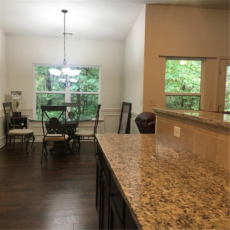 4 bedroom, 3 bathroom, 1,995 sq ft single family residence sold at 617 Stonehurst Lane, Canton, GA 30114
