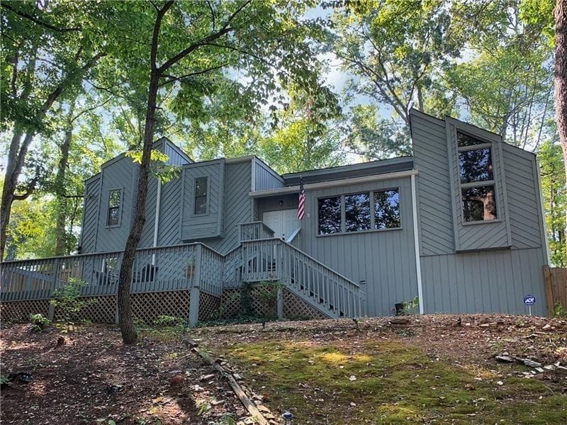 4 bedroom, 4 bathroom, 2,696 sq ft single family residence sold at 1224 Laurel Summit Drive, Smyrna, GA 30082