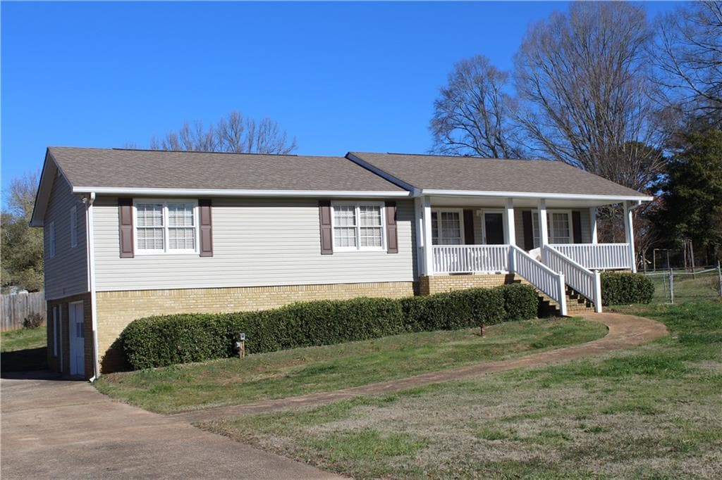 4964 Janet Way, Powder Springs, GA 30127 — most recent listing photo