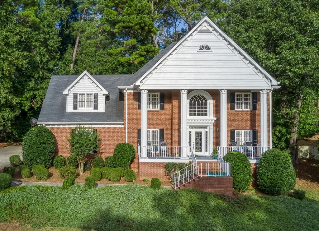 4 bedroom, 3 bathroom, 3,319 sq ft single family residence sold at 2565 WINTHROPE Way, Lawrenceville, GA 30044