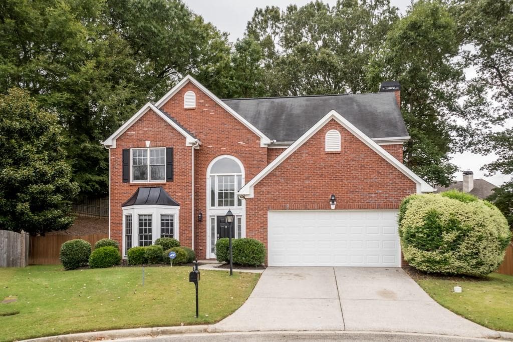 4 bedroom, 3 bathroom, 2,671 sq ft single family residence sold at 4929 DURLEY Lane, Smyrna, GA 30082