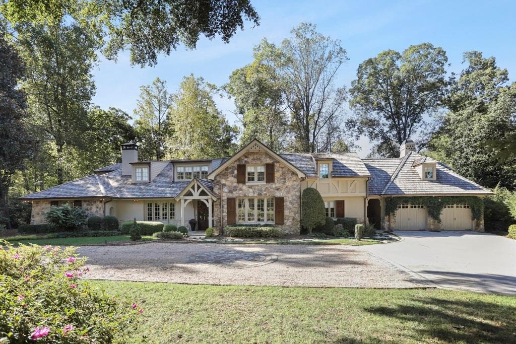5 bedroom, 5 bathroom, 4,668 sq ft single family residence sold at 5200 Long Island Drive, Atlanta, GA 30327