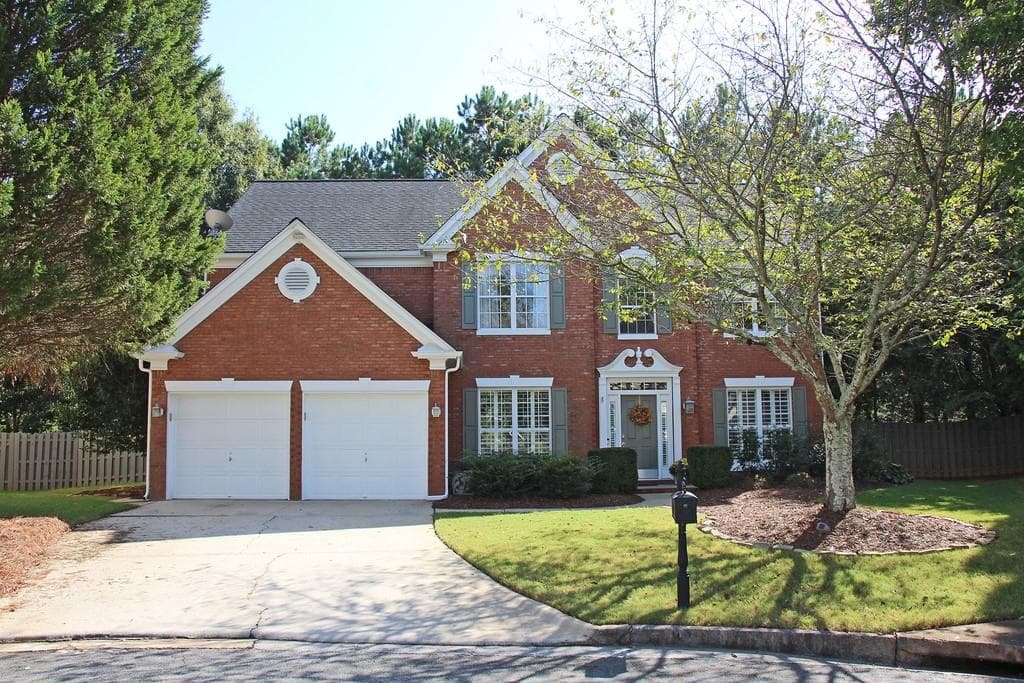 4 bedroom, 3 bathroom, 2,935 sq ft single family residence sold at 1230 Bickham Way, Smyrna, GA 30080