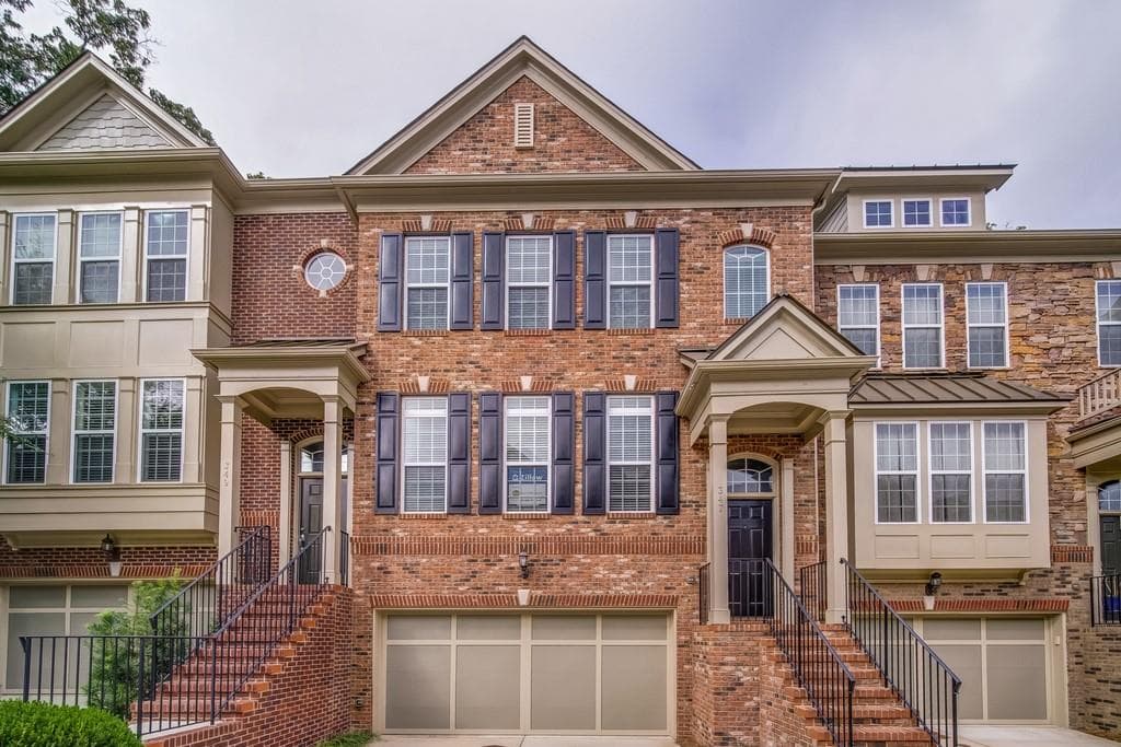 4 bedroom, 4 bathroom, 2,195 sq ft townhouse sold at 347 Ardmore Court, Atlanta, GA 30309