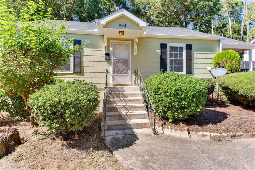 2 bedroom, 1 bathroom, 1,057 sq ft single family residence sold at 434 Medlock Road, Decatur, GA 30030