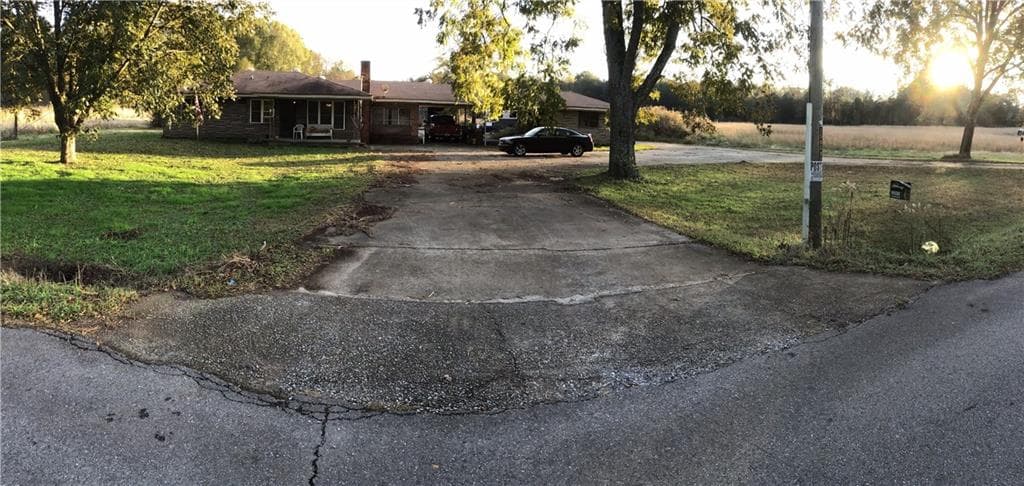 3 bedroom, 4 bathroom, 2,510 sq ft single family residence sold at 65 Long Station Road, Aragon, GA 30104