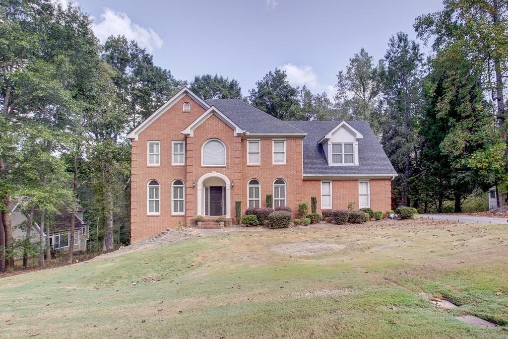 4 bedroom, 4 bathroom, 3,800 sq ft single family residence sold at 4301 HORDER Court, Snellville, GA 30039
