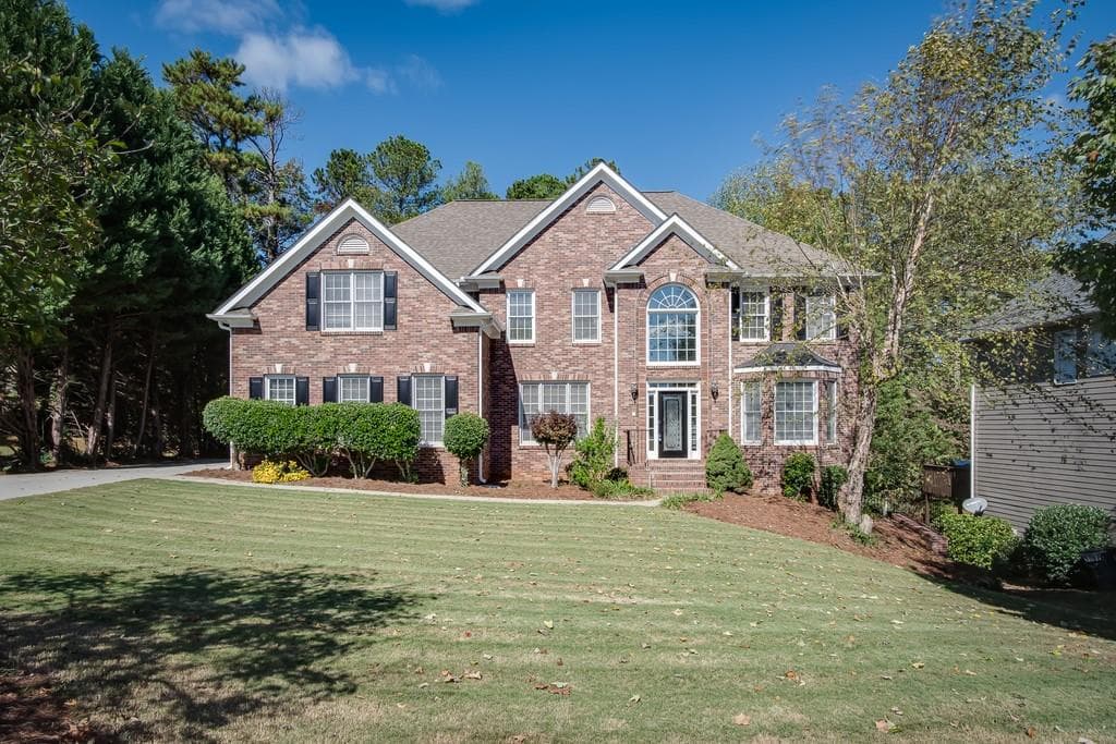 4090 Regal Oaks Drive, Suwanee, GA 30024 — most recent listing photo