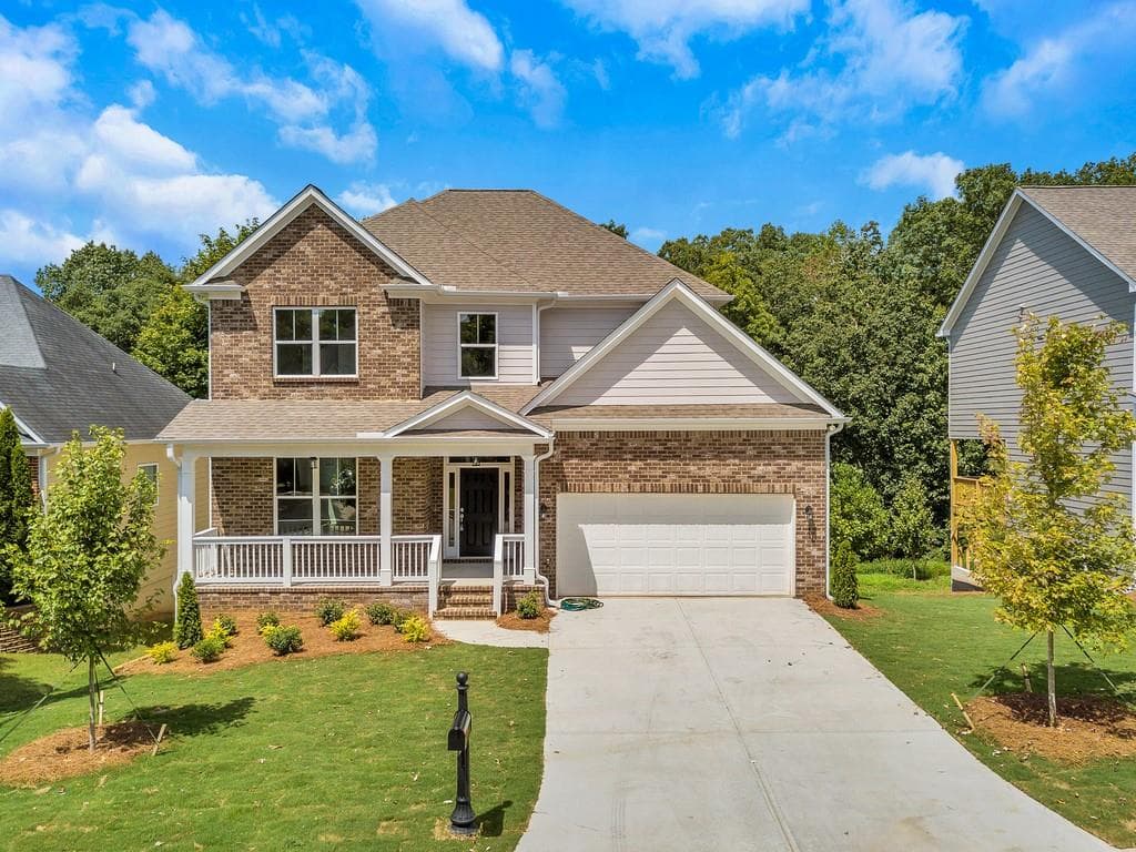 4 bedroom, 3 bathroom single family residence sold at 385 Vinings Vintage Circle, Mableton, GA 30126