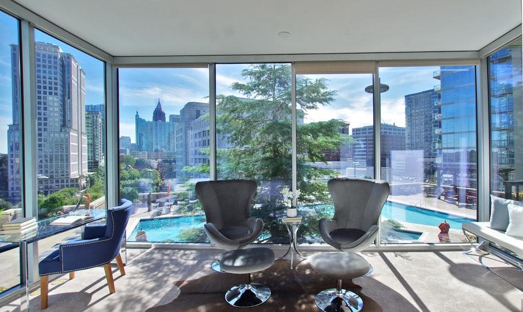 2 bedroom, 3 bathroom, 1,563 sq ft condominium sold at 1080 Peachtree Street 911, Atlanta, GA 30309
