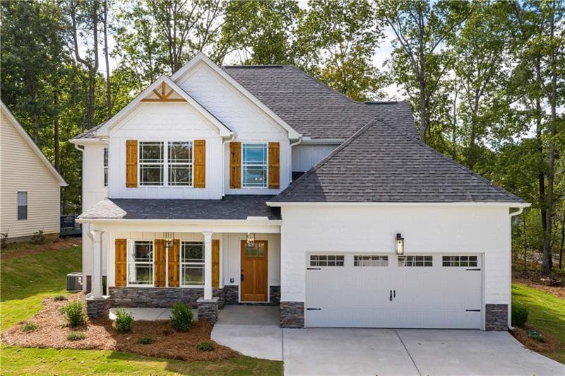 3 bedroom, 3 bathroom, 2,040 sq ft single family residence sold at 1255 Heritage Drive, Villa Rica, GA 30180