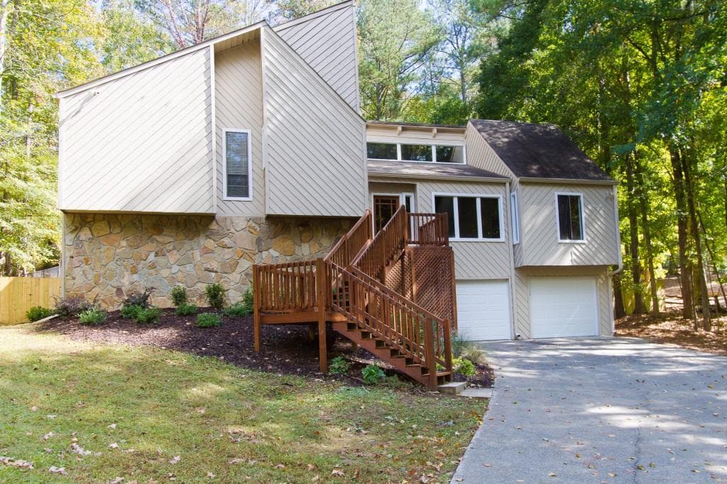 1135 Pine Grove Pointe Drive, Roswell, GA 30075 — most recent listing photo