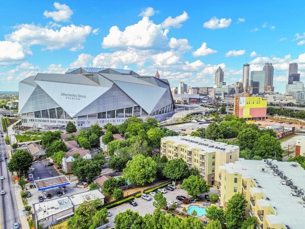 1 bedroom, 1 bathroom, 991 sq ft condominium sold at 425 Chapel Street 1204, Atlanta, GA 30313