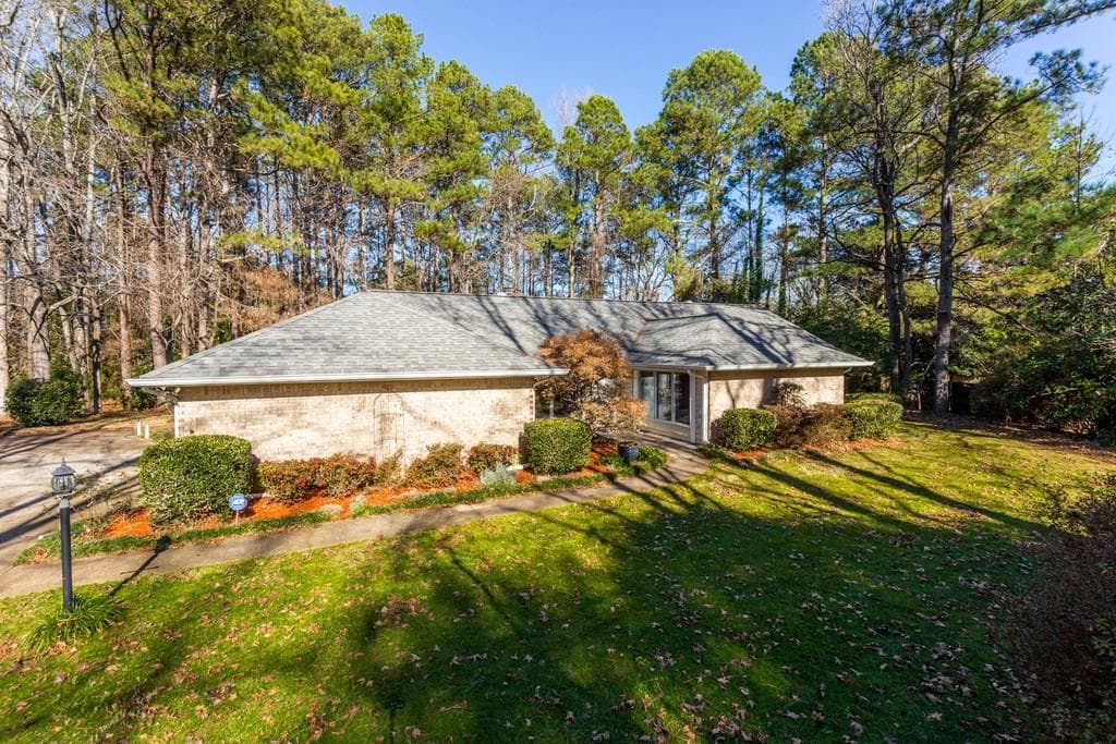 410 Saddle Horn Circle, Roswell, GA 30076 — most recent listing photo
