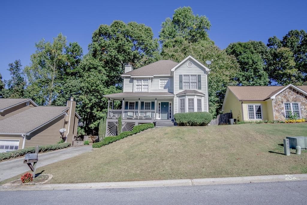 3 bedroom, 3 bathroom, 1,944 sq ft single family residence sold at 705 HUNTERS CREEK Lane, Lawrenceville, GA 30043