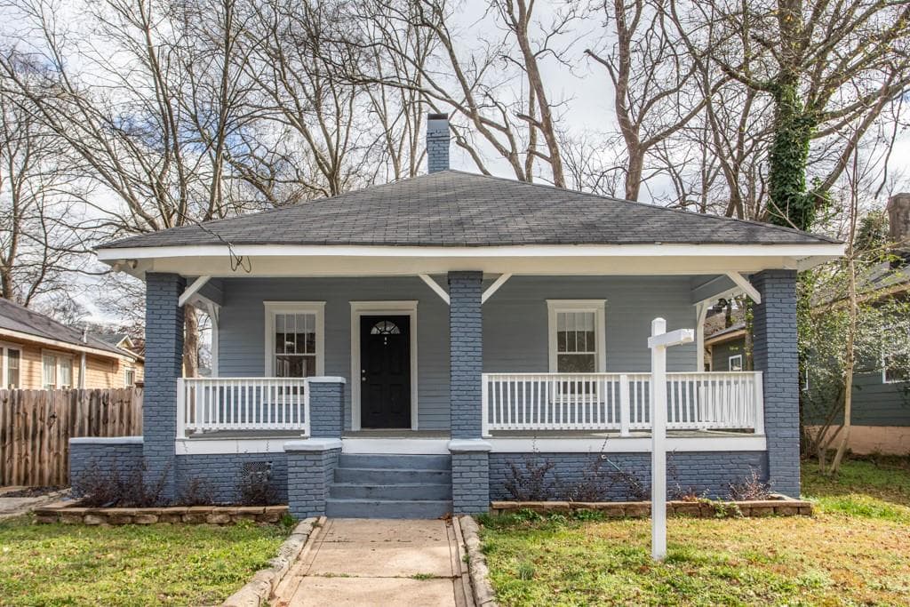 3 bedroom, 2 bathroom, 1,232 sq ft single family residence sold at 1256 Hartford Avenue, Atlanta, GA 30310