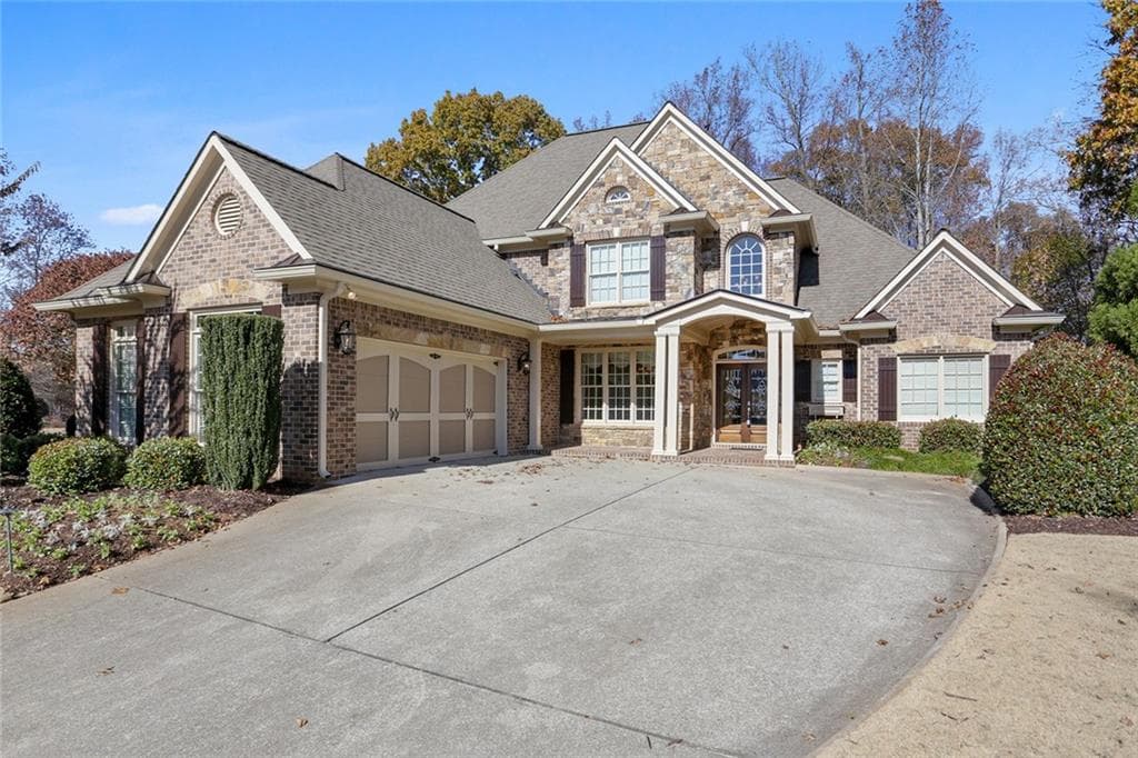 5 bedroom, 4 bathroom, 3,042 sq ft single family residence sold at 204 Wexford Court, Canton, GA 30115