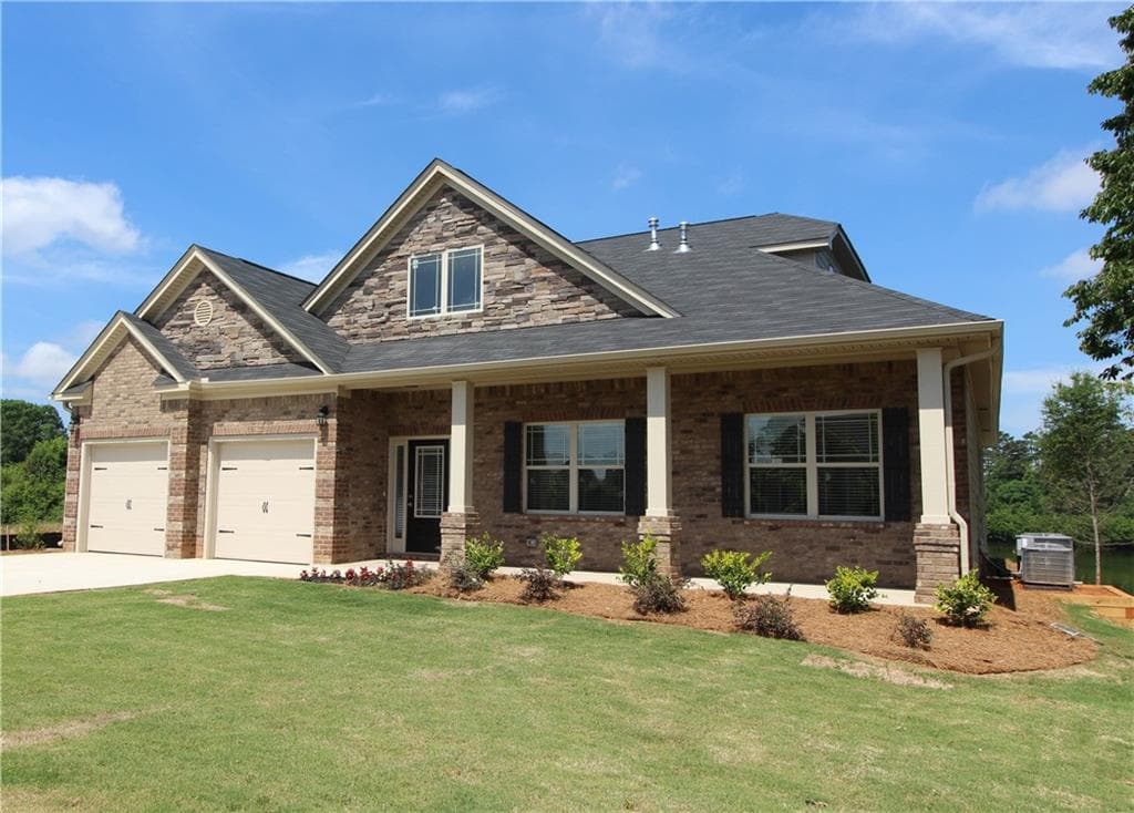 70 Charleston Drive, Senoia, GA 30276 — most recent listing photo