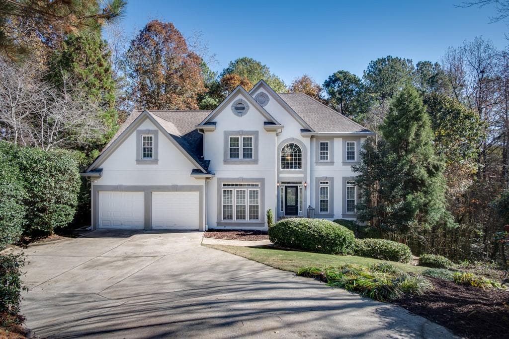 3306 Lantern Coach Lane, Roswell, GA 30075 — most recent listing photo