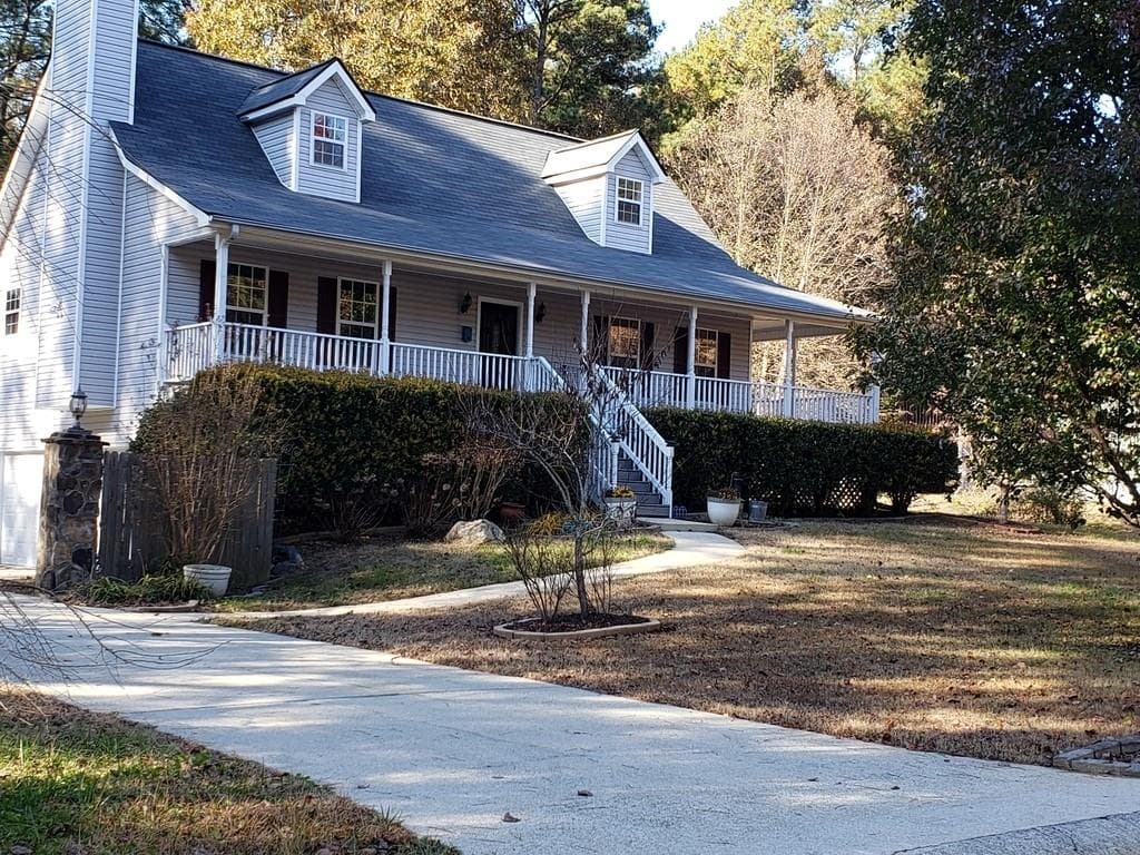 3 bedroom, 3 bathroom, 1,758 sq ft single family residence sold at 185 Rebel Ridge, Dallas, GA 30132