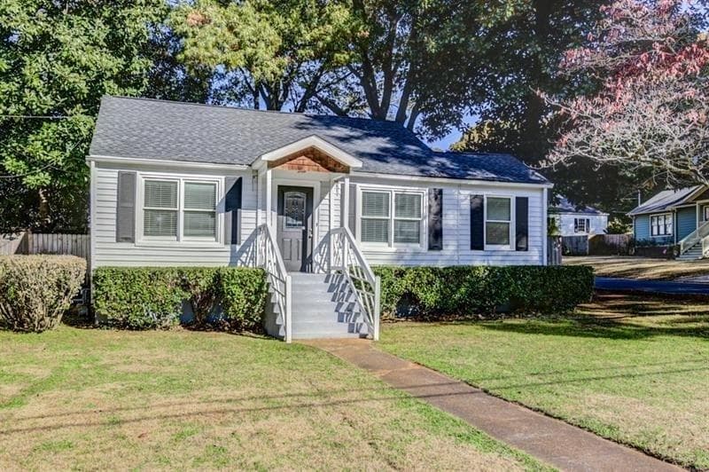 2 bedroom, 1 bathroom single family residence sold at 1598 Lincoln Avenue, Atlanta, GA 30317