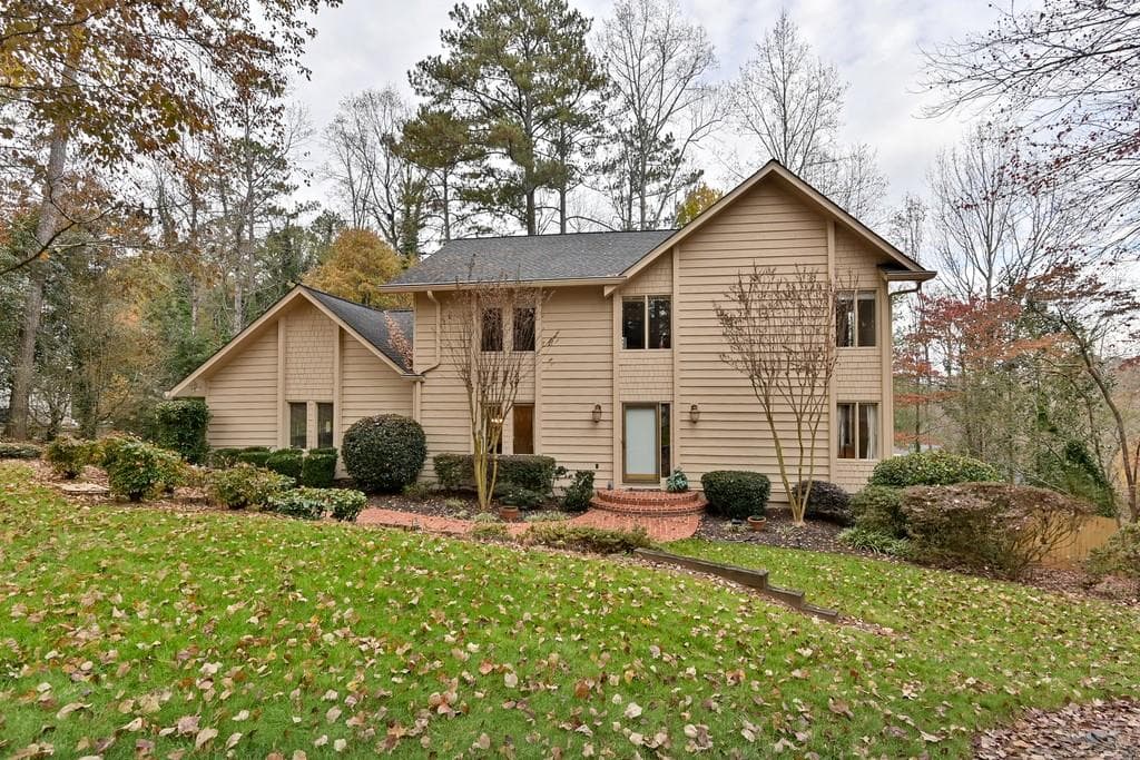 5564 Woodberry Circle, Marietta, GA 30068 — most recent listing photo