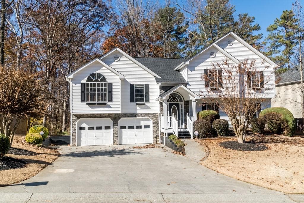 4 bedroom, 3 bathroom, 3,420 sq ft single family residence sold at 202 Sable Trace Drive, Acworth, GA 30102