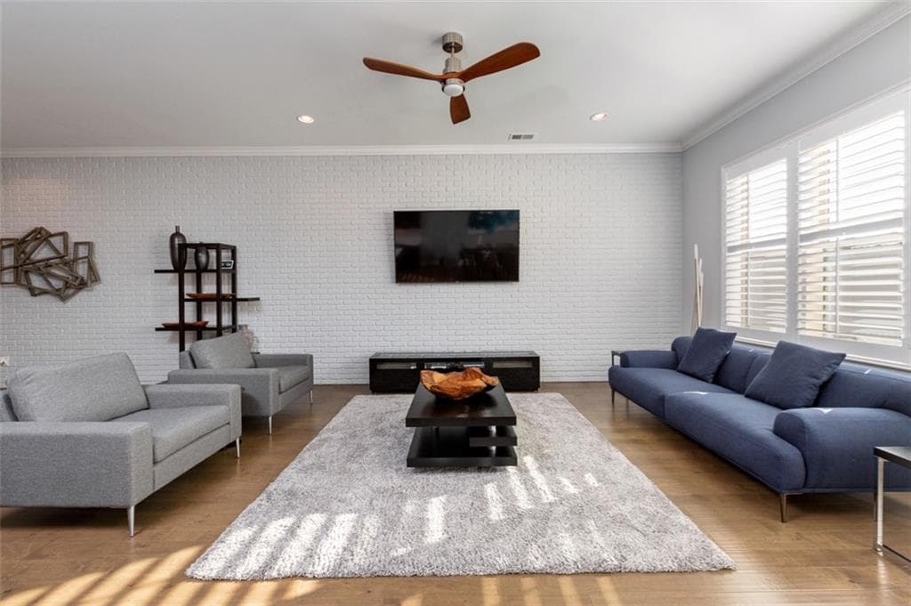 3 bedroom, 3 bathroom, 2,166 sq ft townhouse sold at 3458 Fenton Drive, Smyrna, GA 30080