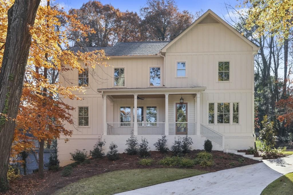 5 bedroom, 5 bathroom, 4,300 sq ft single family residence sold at 3311 W Roxboro Road, Atlanta, GA 30324