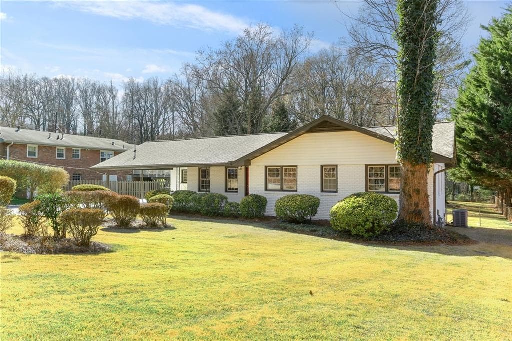 3 bedroom, 3 bathroom single family residence sold at 511 James Place, Smyrna, GA 30082