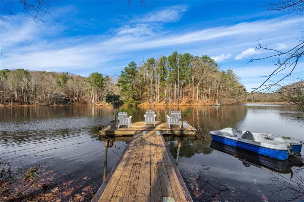 240 Grogans Lake Point, Sandy Springs, GA 30350 — most recent listing photo