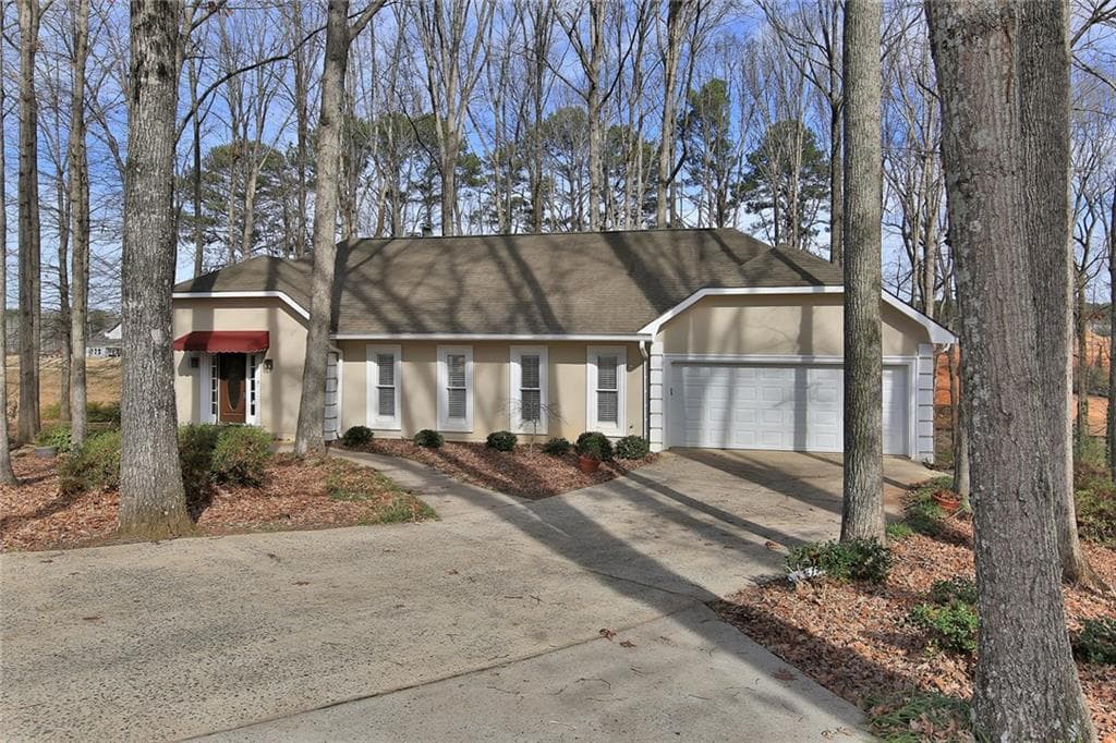 3415 Fairway Circle, Cumming, GA 30041 — most recent listing photo